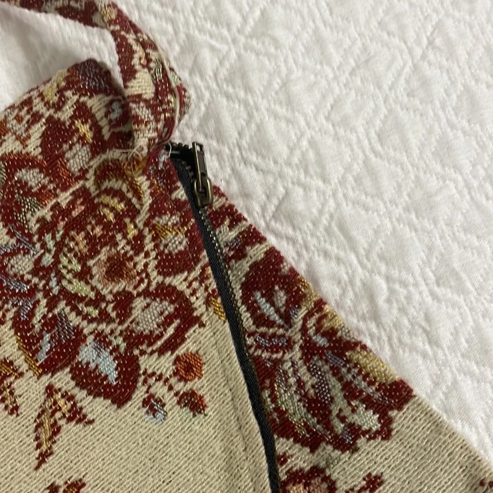 Tapestry boho hippie style hobo purse bag burgundy floral long strap cross body
